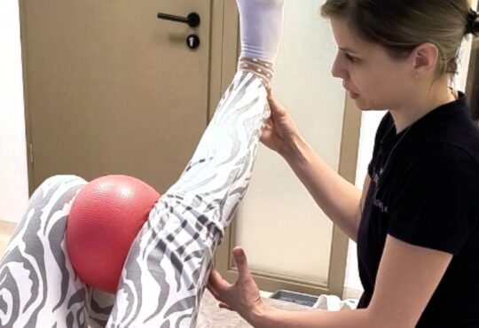 Koleno je vymenené, tak prečo stále bolí? Kazuistika po endoprotéze kolenného kĺbu